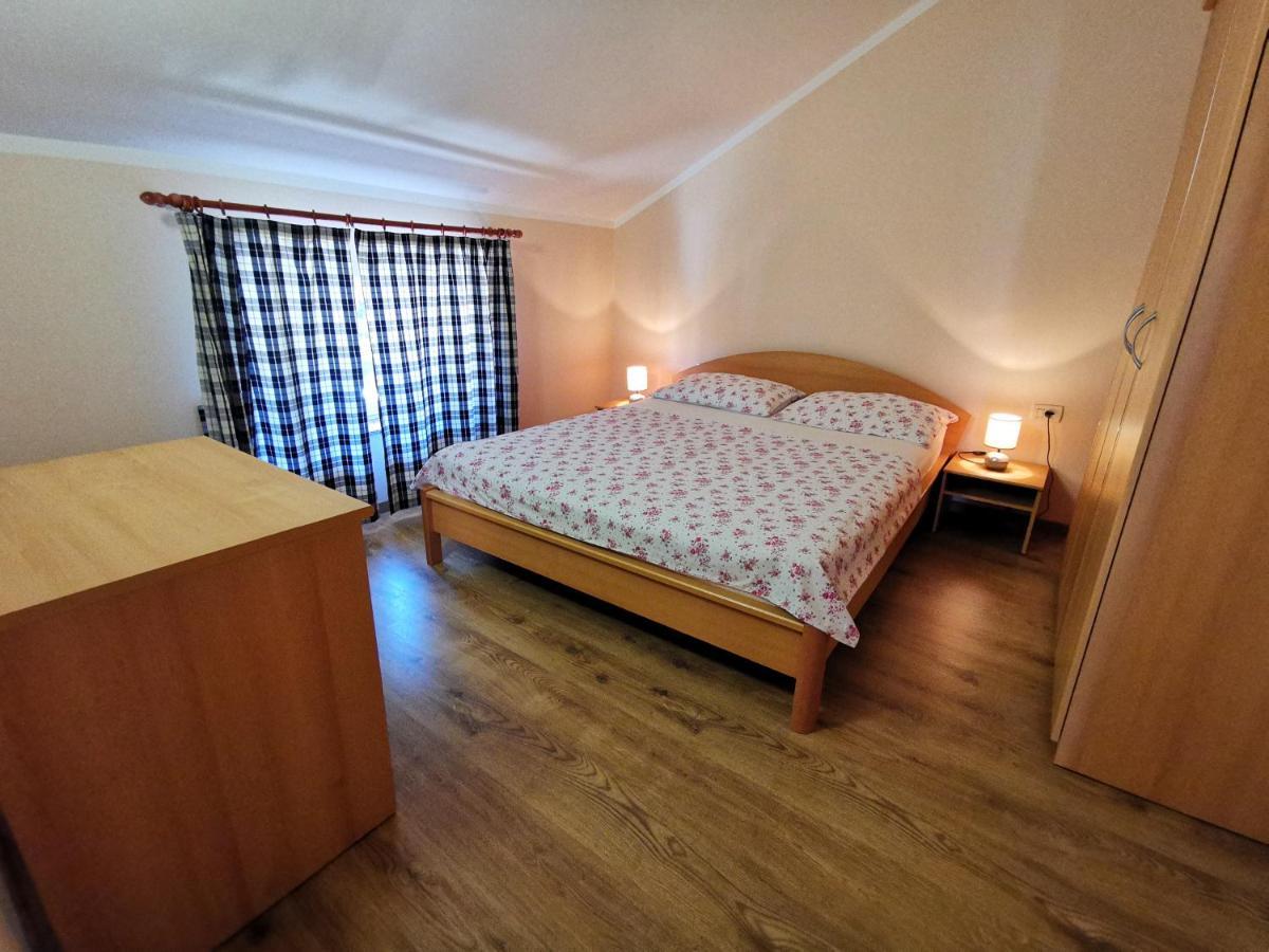 Villa Rouge Crikvenica Extérieur photo